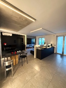 Foto Appartamento a Casoria Centro di 297 m² con 3 locali in vendita