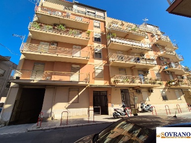 Foto Appartamento a Carini Centro di 95 m² con 3 locali in vendita
