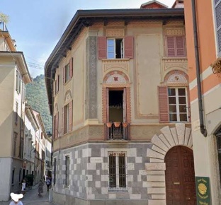 Foto Appartamento in Via Bonanomi 1, Como Centro Storico di 82 m²