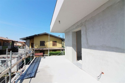Foto Appartamento in Via Montello, Pontirolo Nuovo di 104 m² con 3 locali