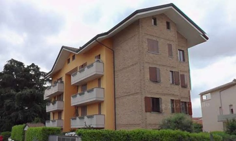 Foto Appartamento in Corso Como 4, Limbiate Centro di 101 m² con 4 locali