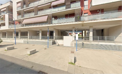 Foto Negozio in Corso Luigi Bazoli  67, Brescia San Polo Nuovo di 93 m²