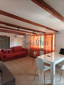 Foto Mansarde a Pedara San Giovanni Galermo di 50 m² con 2 locali