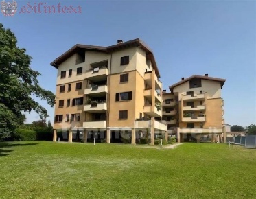 Foto Appartamento in via asiago, Monza San Rocco di 98 m² con 3 locali