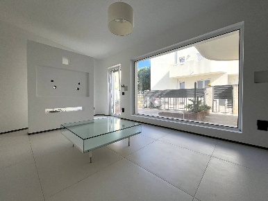 Foto Villa singola in via Martiri di Cefalonia, Catanzaro di 180 m²