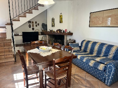 Foto Casa indipendente a Monteleone di Spoleto Centro di 130 m² in vendita