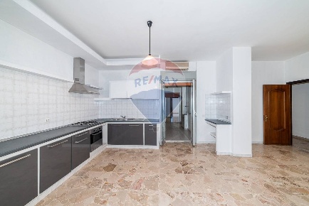 Foto Appartamento in Via Pier Santi Mattarella, Belpasso Piano Tavola