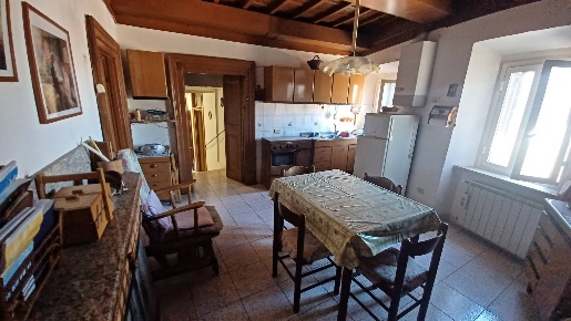 Foto Appartamento in Via Vicolo Giglio, Vallecorsa di 150 m² con 7 locali