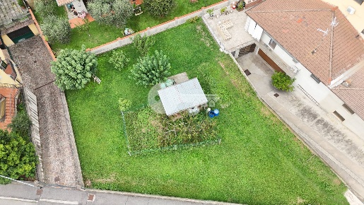 Foto Terreno residenziale in Via Orzinuovi, Travagliato Centro di 470 m²