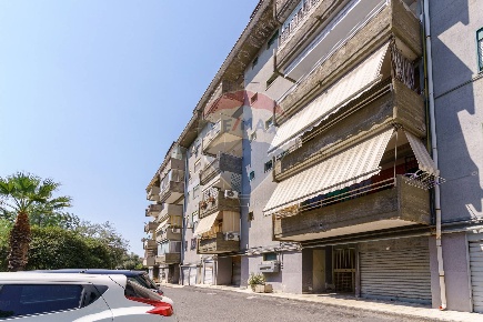 Foto Appartamento in via Fratelli Bandiera, Gravina di Catania Centro