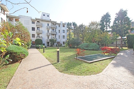 Foto Appartamento in via Milazzo, Bergamo Corridoni di 120 m² con 4 locali