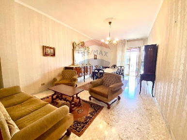 Foto Appartamento in via Napoli, Bari Libertà di 124 m² con 4 locali