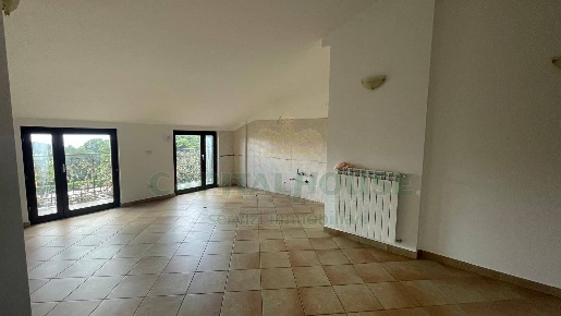 Foto Appartamento a Summonte di 90 m² con 3 locali in vendita