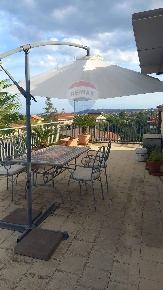 Foto Attico in Via Santa Maria la Stella, Aci Sant'Antonio di 60 m²