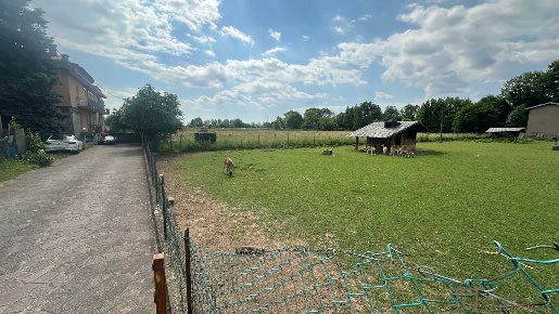 Foto Casa indipendente in Via Papa Giovanni XXIII, Orio al Serio di 900 m²