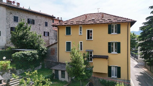 Foto Appartamento in via rimembranze, Canzo di 45 m² con 2 locali