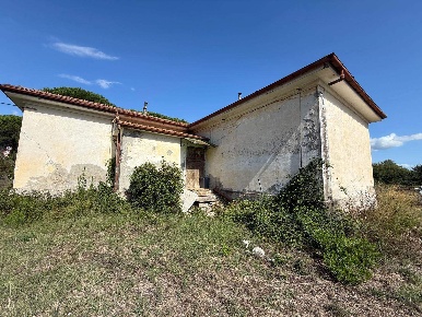 Foto Cessione attività a Rosignano Marittimo Vada di 110 m² con 4 locali