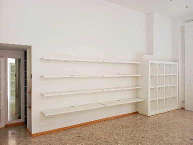 Foto Negozio in Via Mancini 20, Terni Centro Storico di 40 m² in affitto