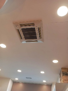 Foto Negozio in Via Beccaria 20, Terni Centro Storico di 70 m² con 1 locali