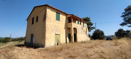 Foto Cessione attività a Campagnatico di 600 m² con 10 locali in vendita