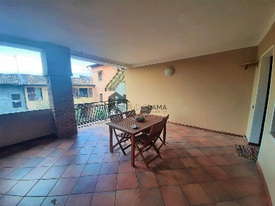Foto Appartamento in via filanda, Calcinato Centro di 110 m² con 3 locali