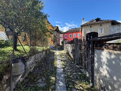 Foto Appartamento in Via Dorchetta 2, Bannio Anzino di 65 m² con 2 locali
