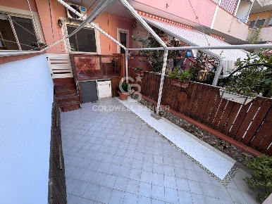 Foto Appartamento in Via Malagenia, Agropoli Mattine di 77 m² con 4 locali