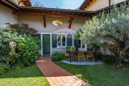 Foto Villa a schiera in Via Andrea Doria, Ospitaletto di 180 m² in vendita