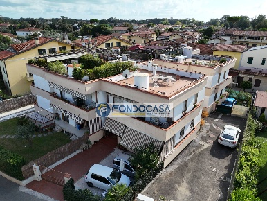 Foto Appartamento in Via san Giuseppe Vecchio, Massa Marina di Massa Centro