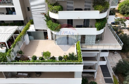 Foto Appartamento in Via Mazzitelli, Bari Poggiofranco di 220 m² in vendita