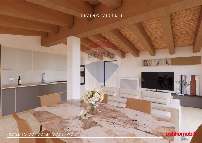 Foto Appartamento in Via Piantoni, Cologne Centro di 150 m² con 4 locali