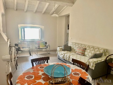 Foto Appartamento a Massa Centro di 80 m² con 3 locali in vendita
