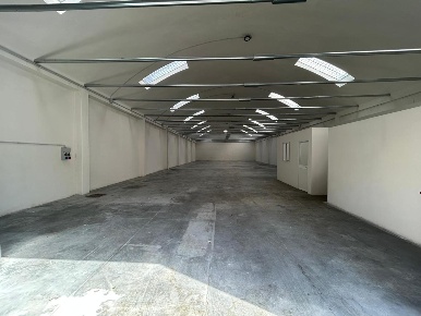 Foto Capannone industriale a Prato Cafaggio - Grignano di 470 m² in affitto