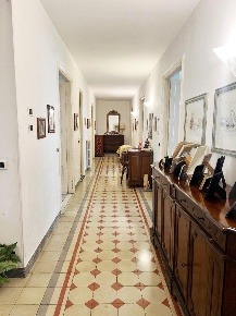 Foto Appartamento a La Spezia Centro Storico di 147 m² con 6 locali