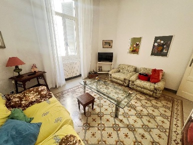 Foto Appartamento a La Spezia Centro Storico di 147 m² con 6 locali