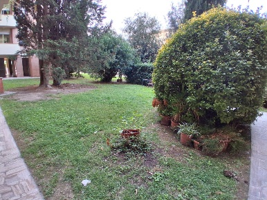 Foto Appartamento a Lucca Arancio di 128 m² con 6 locali in vendita