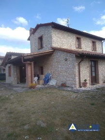 Foto Villa unifamiliare in San Luigi Nera, Volterra Centro di 119 m²