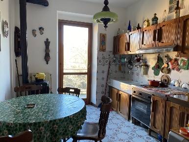 Foto Appartamento in Via conte d'aste 9, Somano di 78 m² con 3 locali
