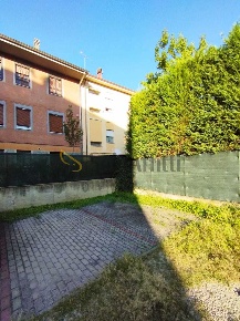 Foto Posti auto in Via Lodovico Scapinelli, Modena di 9 m² con 1 locali