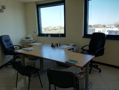 Foto Ufficio in Viale Circonvallazione nuova, Rimini Paese di 65 m²
