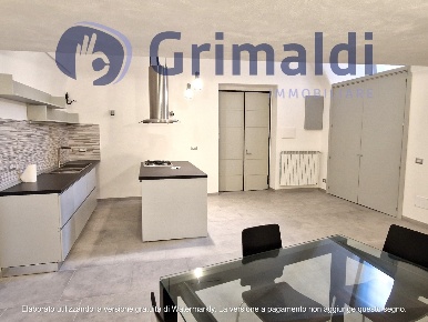 Foto Appartamento in Via Egiziaca a Pizzofalcone 60, Napoli Santa Lucia