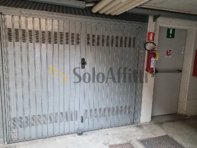 Foto Posti auto in Via Udine 29, Giussano Centro di 15 m² con 1 locali