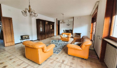 Foto Appartamento in Via Beato Angelico  42, Galatina Centro di 250 m²