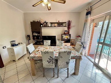 Foto Appartamento in Via Fer  66/B, Pinerolo Collina di 105 m² con 4 locali