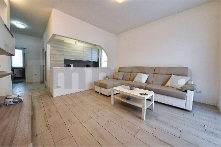 Foto Appartamento in via Monte Grappa 24, Cesano Maderno di 65 m²
