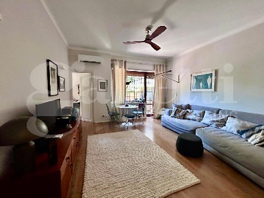 Foto Appartamento in Carlo Linneo, Roma Parioli di 70 m² con 2 locali