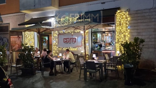 Foto Ristorante in VIA DEI GLICINI, Roma Centocelle di 100 m² con 2 locali