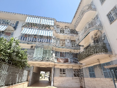 Foto Appartamento in Via VICINALE CROCE DI PIPERNO 6, Napoli Soccavo