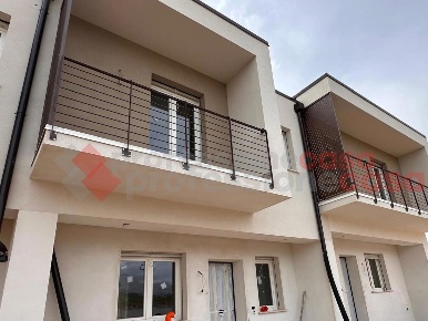 Foto Villa bifamiliare in Via Buonarroti 1, Avezzano Centro di 115 m²
