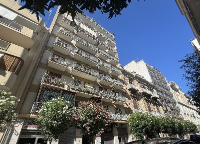 Foto Appartamento in Via Putignani 263, Bari Murat di 160 m² con 4 locali